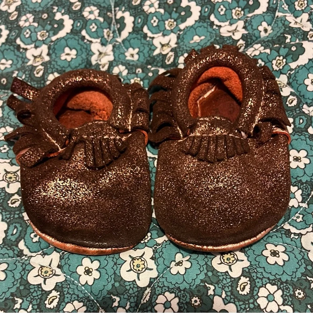 Freshly Picked 5c Brown Glitter Moccasins